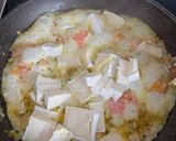 Foto del paso 2 de la receta: Revuelto de salmón con anchoas y alcaparras 😋😋😋😋😋