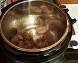 A picture of step 5 of Pakistani Lamb Curry (Dumbay ki Nihari).