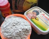 इन्स्टंट खुसखुशीत बटर चकली (butter chakali recipe in marathi) रेसिपी स्टेप 1 फोटो 