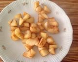 Foto del passaggio 4 della ricetta Petto d'anatra con salsa di lamponi, pùrè di patata americana e mela al tegame