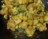 आलू जीरा (Aloo jeera recipe in hindi) रेसिपी चरण 3 फोटो