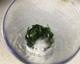 Foto del paso 1 de la receta: Salsa de albahaca para aliñar ensaladas