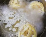 A picture of step 1 of Chicken alfredo.