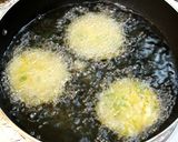 A picture of step 5 of Italian Dal Vada.