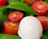 Foto del paso 5 de la receta: Ensalada Caprese con Boconcini de Leche de Búfala