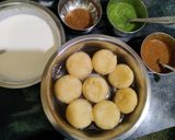 A picture of step 4 of Dahi Vada.