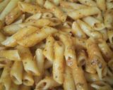 A picture of step 4 of Pasta in red sauce.