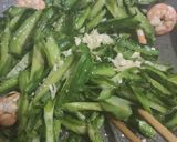 Hình bước làm 4 của món Đậu rồng(đậu khế) xào tôm nõn