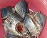 Foto langkah ke 1 dari resep Tongkol Asem Pedas.