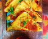 बेसन प्याज़ के क्रिस्पी टोस्ट(Beasan pyaz ke crispy toast recipe in Hindi) रेसिपी चरण 4 फोटो