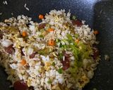 Foto langkah ke 3 dari resep Nasi Goreng Lapchiong (non halal).