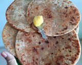 सोजीची /सांज्याची पोळी (Sanjyachi Poli Recipe In Marathi) रेसिपी स्टेप 5 फोटो 