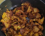 क्रिस्पी आलू गोभी (crispy aloo gobi recipe in Hindi) रेसिपी चरण 2 फोटो