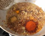A picture of step 6 of Chicken lababdar.