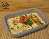 Fokhagymás tejföllel sült sonkás-baconös-sajtos csirkemell recept fázis 5 fotója