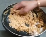 A picture of step 7 of Besan ladoo.