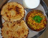A picture of step 8 of Kathiyawadi Thali.
