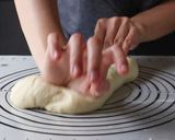 A picture of step 5 of Almond Sweet Roll.