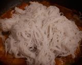 Foto del paso 5 de la receta: Curry laksa de calabaza con piña, espárragos y gambas