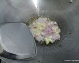 Foto langkah ke 2 dari resep Tumis Zuchini Daging Sapi.