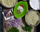 A picture of step 3 of Maggi fritters(pakode).