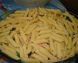 Zöldséges, sajtos, sonkás penne recept fázis 3 fotója