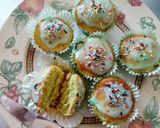 A picture of step 7 of Pea and garden mint mini cupcakes.