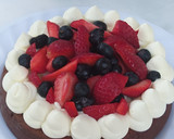 Foto del paso 6 de la receta: Torta De Chocolate Sin Harina Con Crema y Frutas Para Mamá ❤️