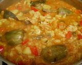Foto del paso 3 de la receta Caldero de patatas con alcachofas, coliflor y migas de bacalao