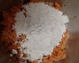 A picture of step 2 of Mooli Thepla /Muli ke parathe.