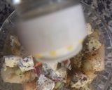Foto del paso 6 de la receta: Ensalada Tibia de Peras, Apio y Queso Azul