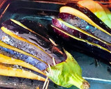 Foto del paso 1 de la receta: Berenjenas al horno en abanico con majado y glaseado Urrutia