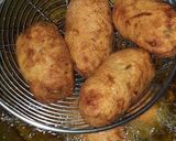 A picture of step 6 of Poha Cutlet.