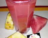 A picture of step 2 of Watermelon and pineapple juice.