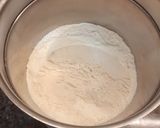 A picture of step 1 of Mini apple cinnamon pies.