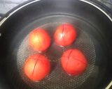 A picture of step 1 of Christmas Special Chicken Curry.
