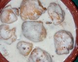 A picture of step 4 of Dahi phulki.