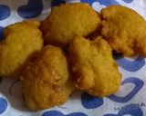 A picture of step 5 of Yellow Split Pea (Matar Dal) Vada.