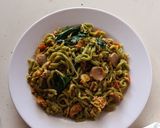 Foto langkah ke 8 dari resep Mie Home (Bayam Brazil) Goreng.