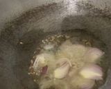 A picture of step 1 of Tandoori mushroom.
