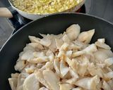 Foto del paso 3 de la receta: Lasaña de bacalao con un toque ahumado