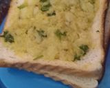 A picture of step 3 of Potato stuffed sandwich with green chutney.