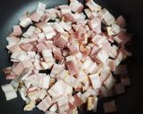 Foto del paso 2 de la receta: Champiñones guisados con tocino
