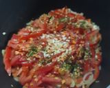 Foto del paso 2 de la receta: Chorizos en salsa que huelen a hogar