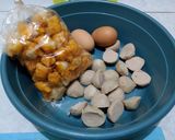 Foto langkah ke 1 dari resep Bakso Telur Geprek Matah.