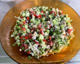 Une image de l'étape 15 de Salade de riz aux deux tomates, concombre et coriandre.