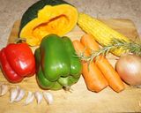 Foto del paso 3 de la receta: Vegetales asados con romero y semillas de zapallo kabosha