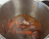 Foto del paso 4 de la receta: Carrilleras de cerdo al vino tinto