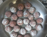 Foto del paso 7 de la receta: Sándwich de Albóndigas en Salsa a la Parrigas