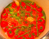 Foto del paso 2 de la receta: Tomatitos cherry en rama confitados